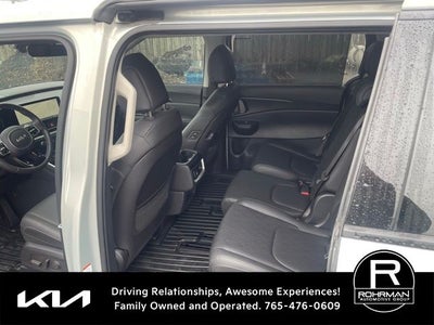 2025 Kia Carnival Hybrid SX