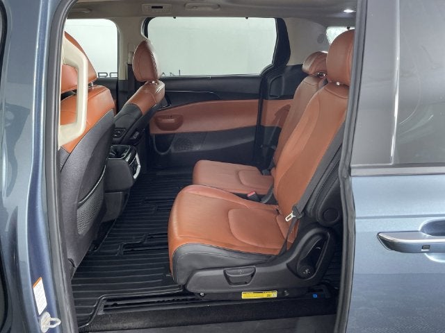 2025 Kia Carnival Hybrid SX