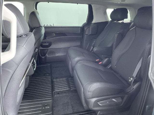 2027 Kia Carnival Hybrid SX