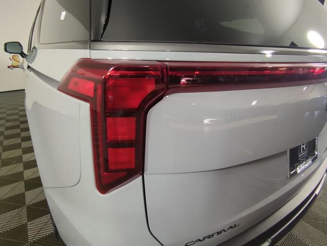 2027 Kia Carnival Hybrid SX