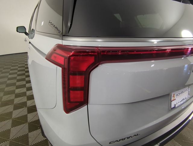 2026 Kia Carnival Hybrid SX