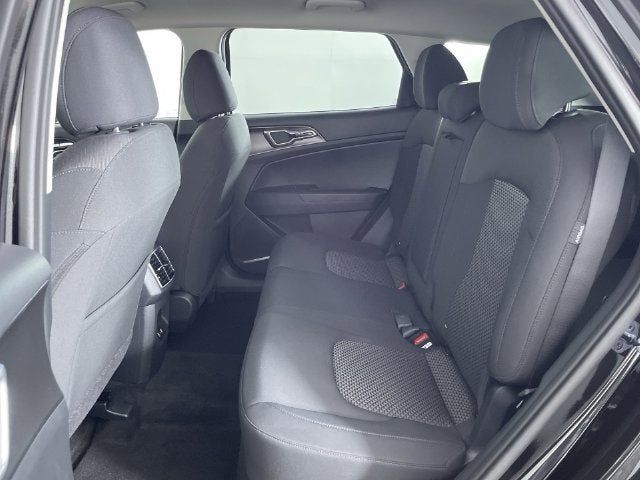 2027 Kia Sportage Hybrid LX