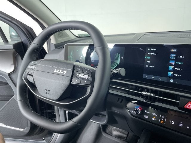 2027 Kia Sportage Hybrid LX