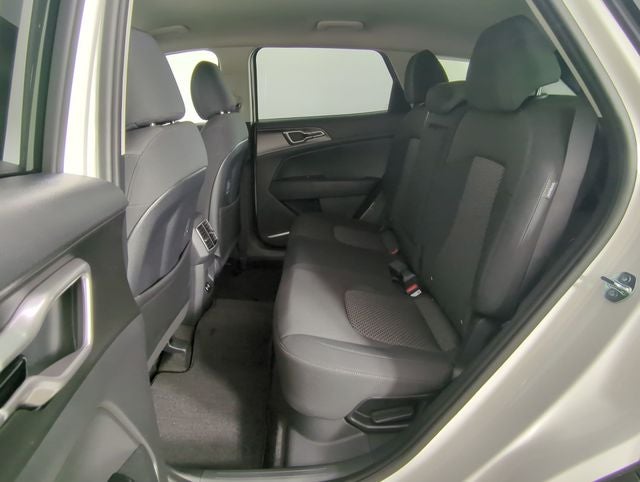 2027 Kia Sportage Hybrid LX