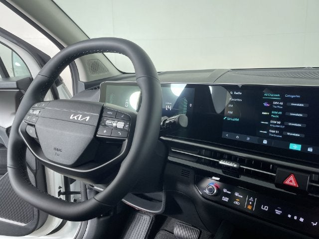 2027 Kia Sportage Hybrid LX
