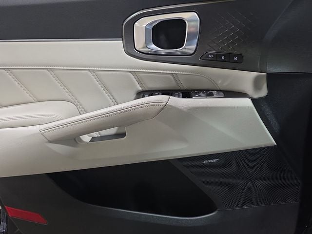 2023 Kia Sorento Plug-In Hybrid SX Prestige