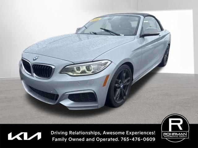 2016 BMW 2 Series M235i Convertible's photo
